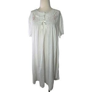 Vintage Character Womens Embroidered Nightgown Short Sleeve Lace Trim White sz L